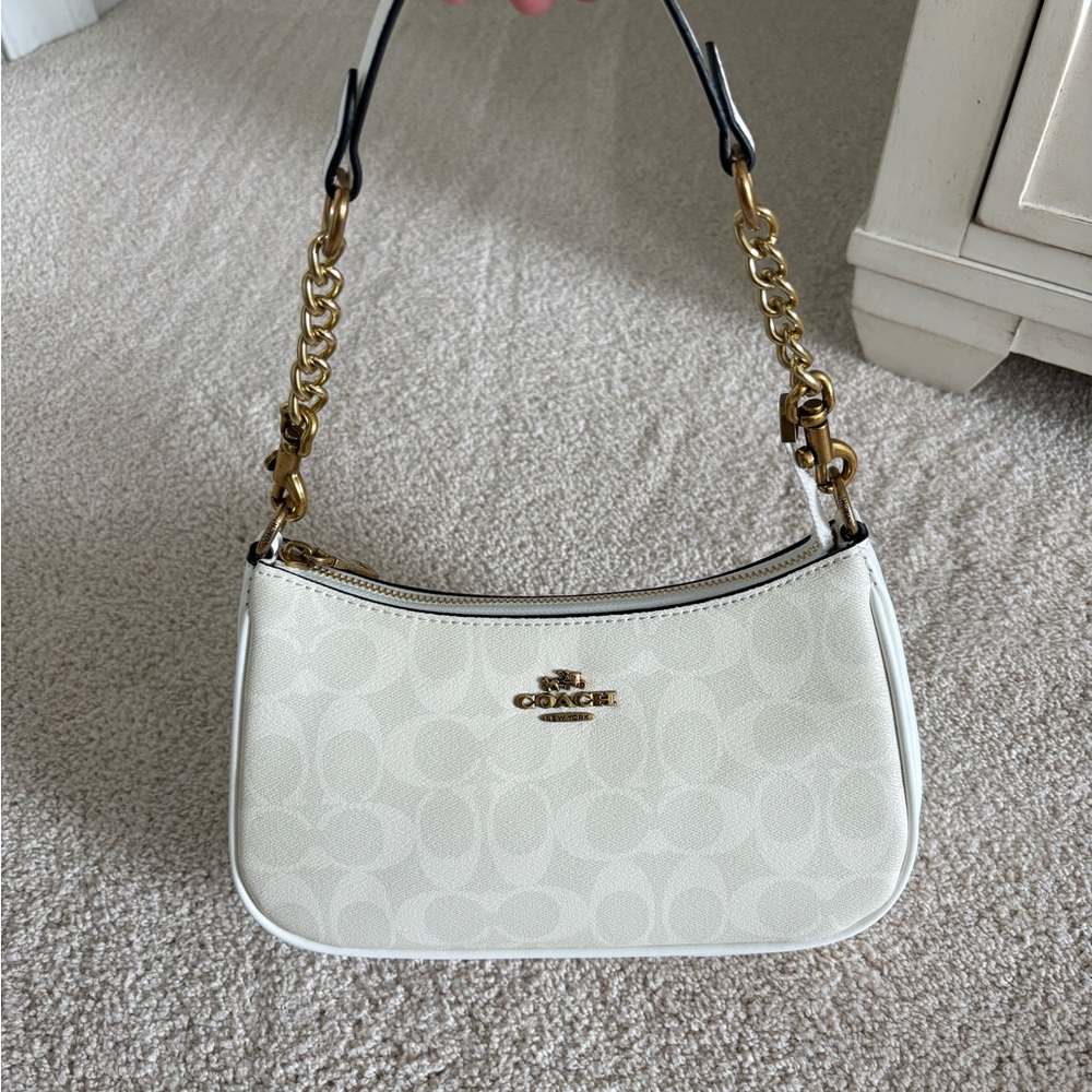 Coach White and Gold Shoulder Bag with Chain Strap